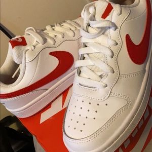 Nike Court Borough Low 2 Sneakers